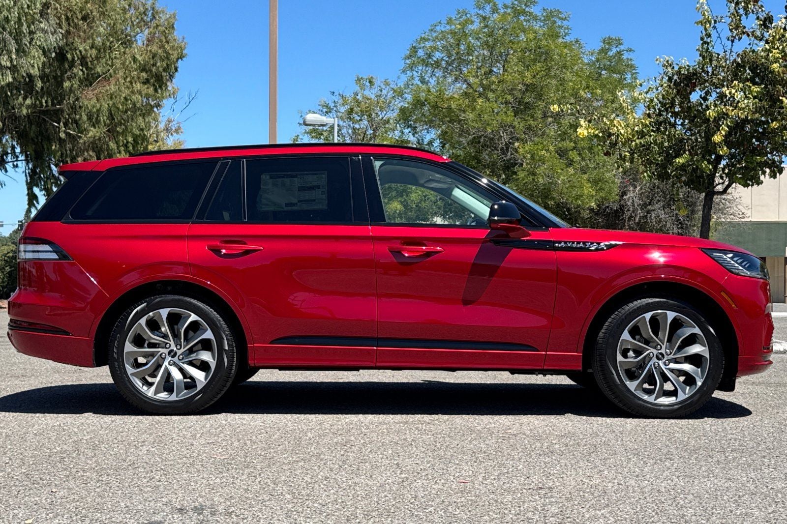 2026 Lincoln Aviator — rear three-quarter view