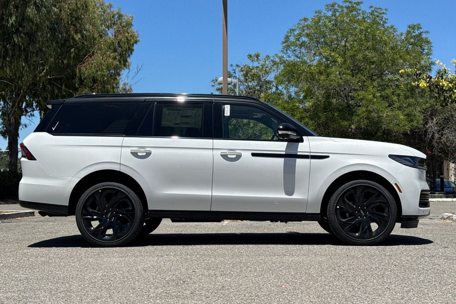 2026 Lincoln Navigator — rear three-quarter view
