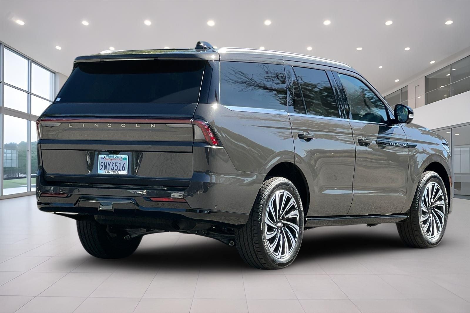 2025 Lincoln Navigator — interior view