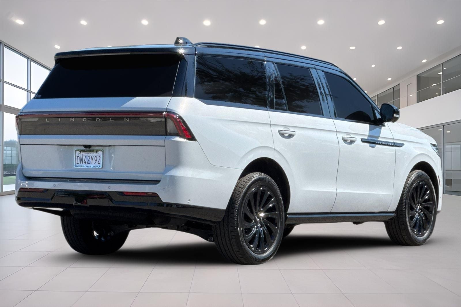 2025 Lincoln Navigator — interior view