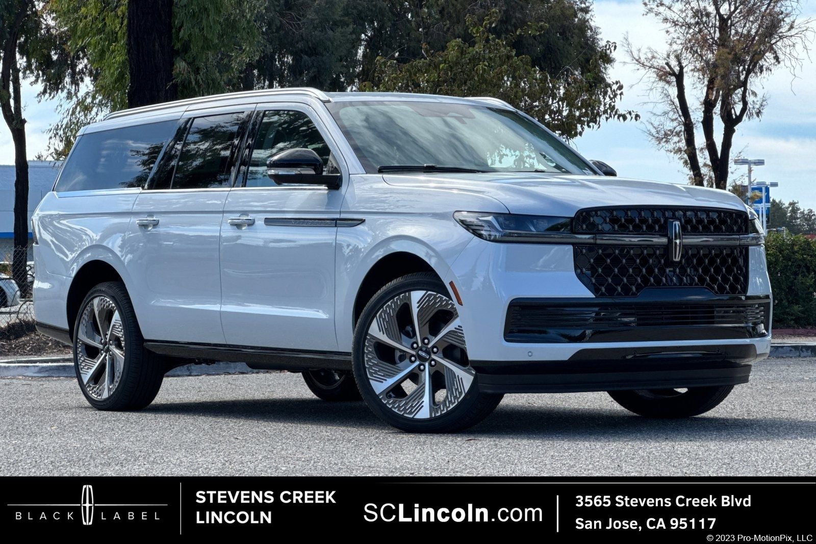 2026 Lincoln Navigator L Black Label in Crystal White Metallic Clearcoat — front three-quarter view