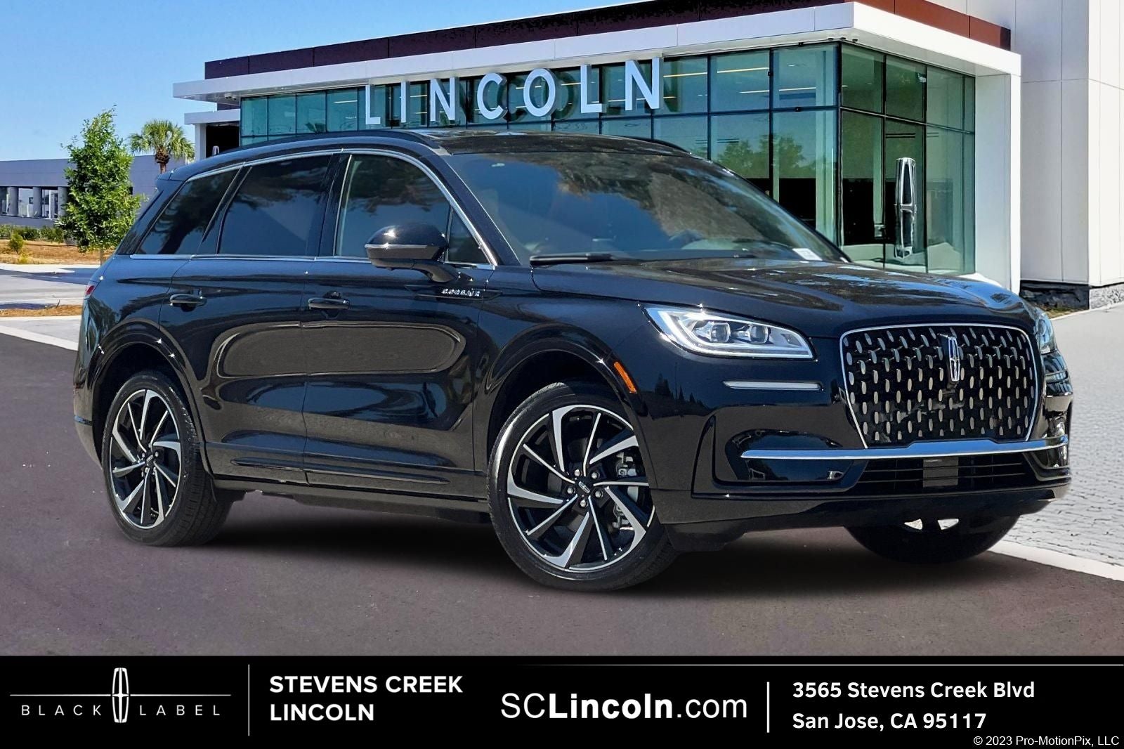 2025 Lincoln Corsair Plug-In Hybrid