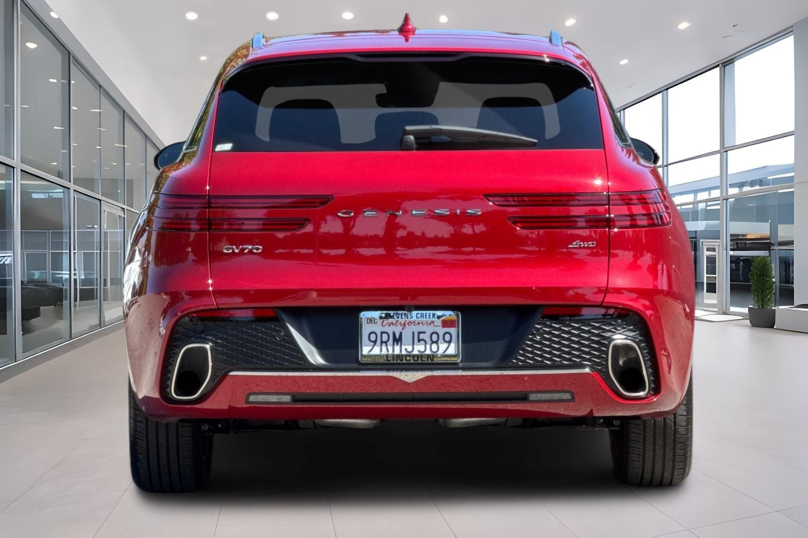 2025 Genesis GV70 — detail view